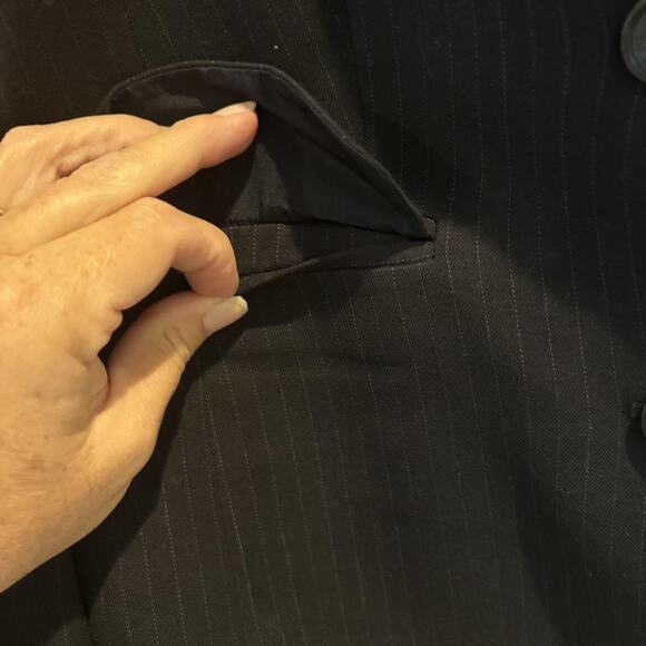 Banana Republic Blazer Womens 8 Black Pinstripe Two Button Office Career Jacket - Picture 9 of 15